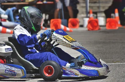 Les bienfaits du karting pour le développement des jeunes pilotes en 2026